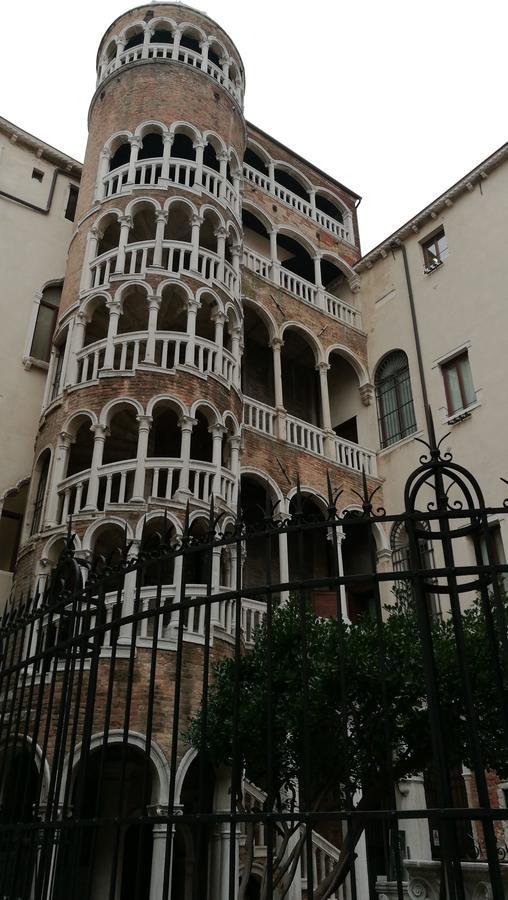 Gæstehus Alloggi Scala Del Bovolo Venedig